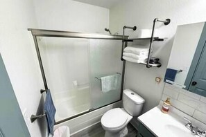 Bathroom (2)