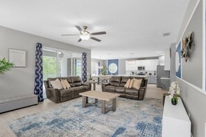 1131 Marcello Blvd (2).jpg