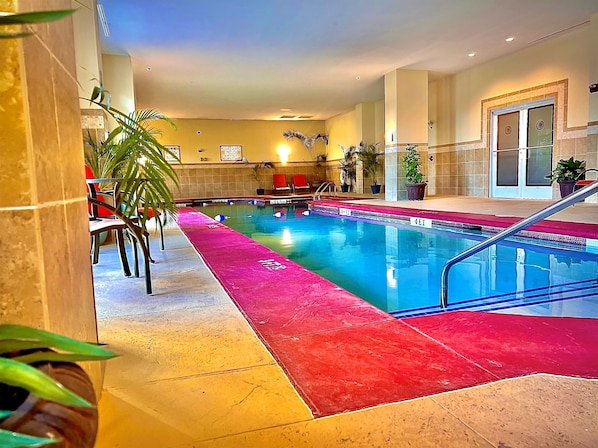 Floor, Hotel, Resort, Pool, Water