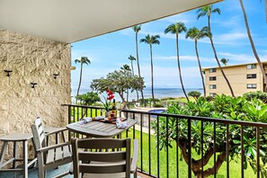 Dining for 2 on private lanai