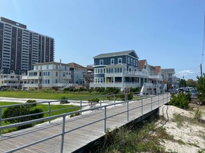 Boardwalk walkout!
