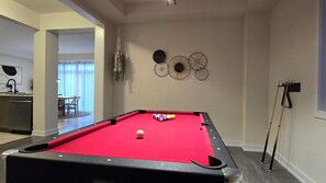 Spielezimmer