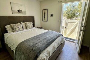 New Queen Bed