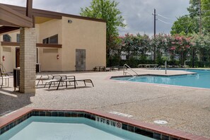 Greenbrier Colony | Community Pool | Tennis Courts