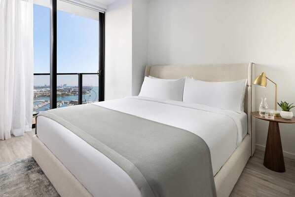 Unit with 1 King Bed