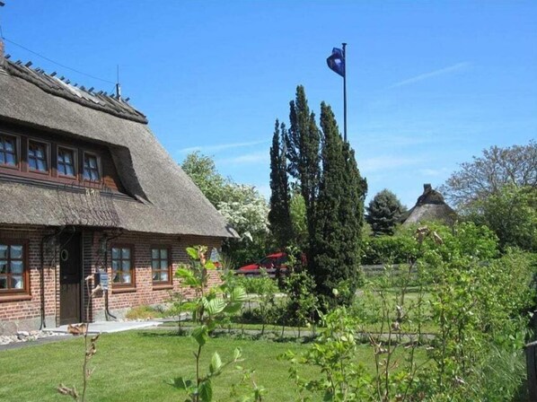 Holiday Home Exterior [summer]