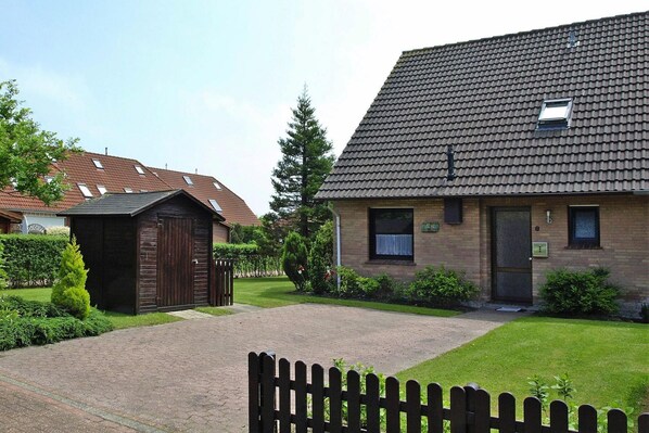 Holiday Home Exterior [summer]