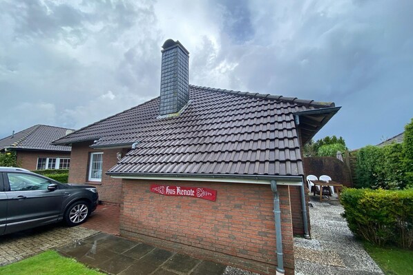 Holiday Home Exterior [summer]