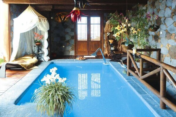 Holiday Home Swimming Pool