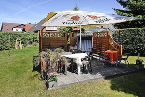 Außenseite Ferienhaus [Sommer]