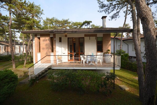 Extérieur maison de vacances [été]