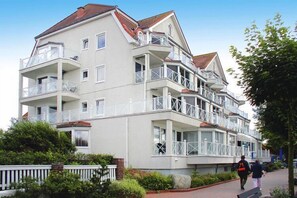 Außenseite Ferienhaus [Sommer]