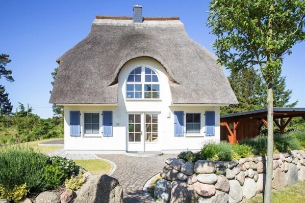 Holiday Home Exterior [summer]