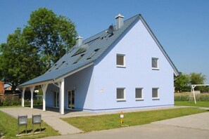 Holiday Home Exterior [summer]