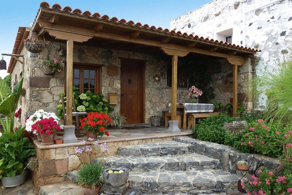 Holiday Home Exterior [summer]