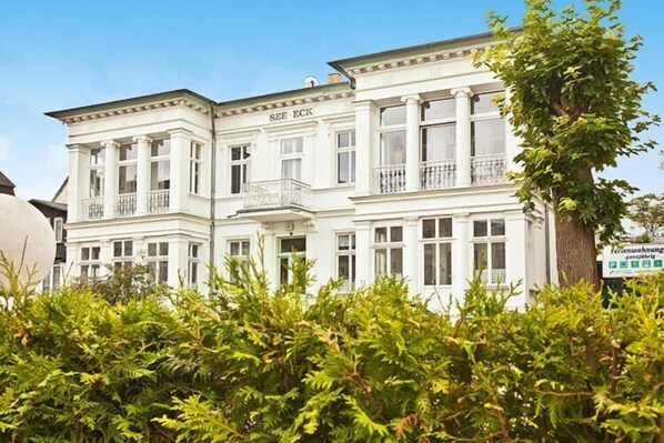 Extérieur maison de vacances [été]