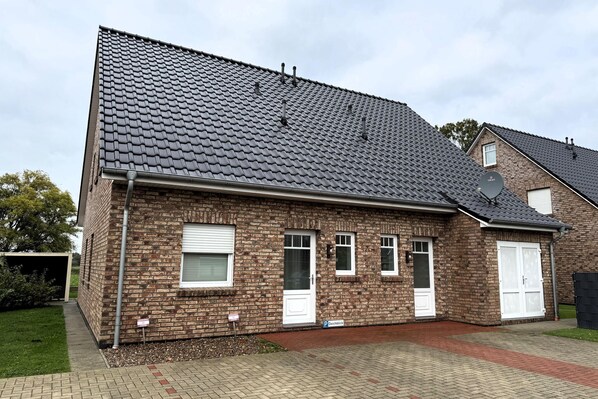 Holiday Home Exterior [summer]