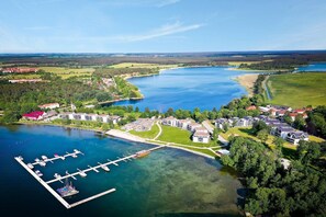 Stugans exteriör [sommar]