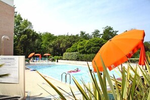 Holiday Home Swimming Pool