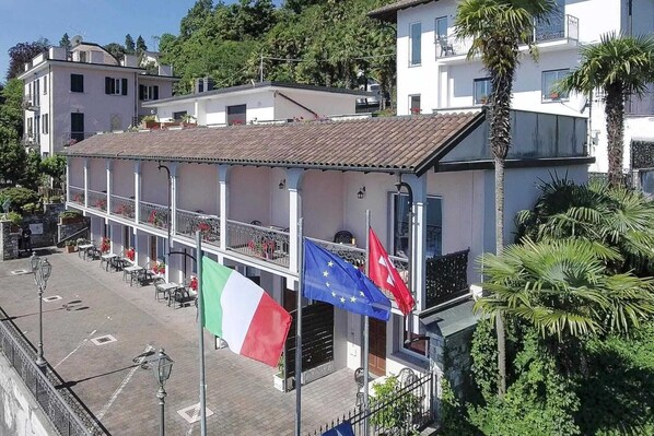 Extérieur maison de vacances [été]