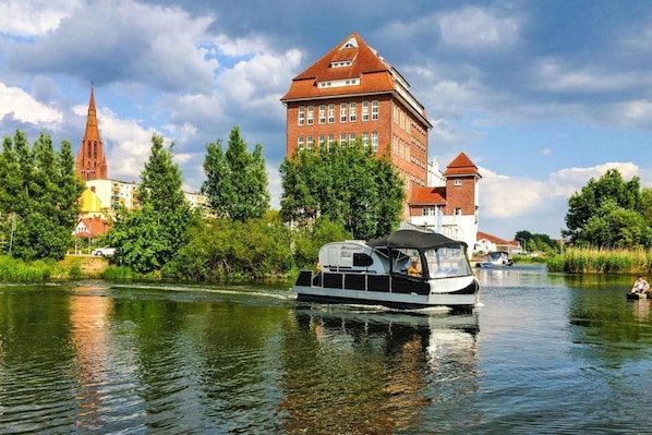Außenseite Ferienhaus [Sommer]