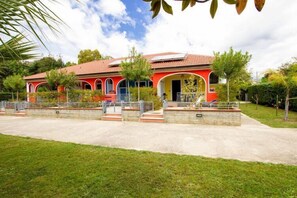 Holiday Home Exterior [summer]