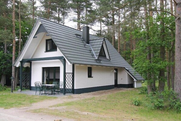 Holiday Home Exterior [summer]