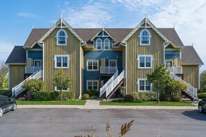Located in the Historic Snowbridge Community. 