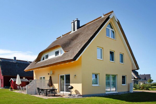 Holiday Home Exterior [summer]