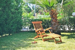 Garden [summer]