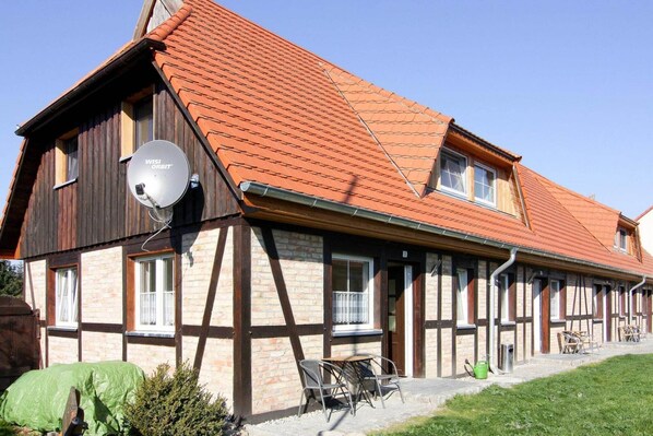 Außenseite Ferienhaus [Sommer]