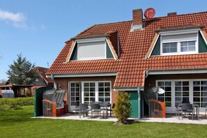 Holiday Home Exterior [summer]