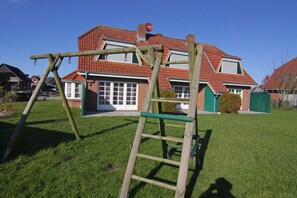Holiday Home Exterior [winter]