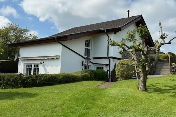 Holiday Home Exterior [summer]