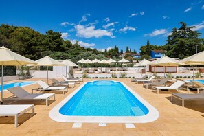 Schwimmbad des Ferienhauses