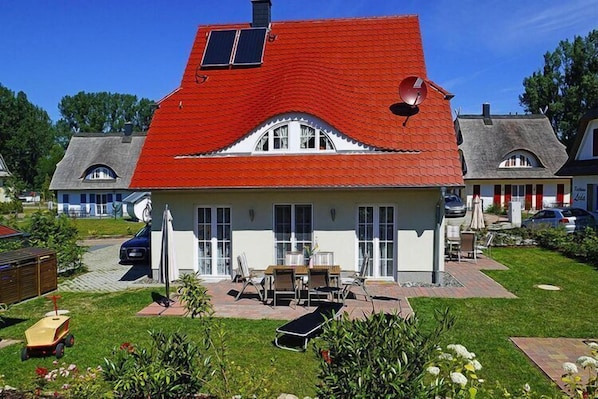 Holiday Home Exterior [summer]