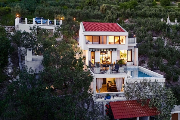 Holiday Home Exterior [summer]