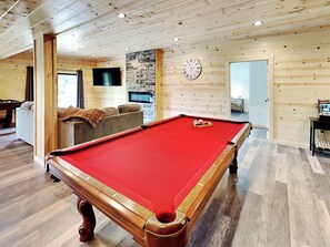 Lower Level Family Room - Pool Table