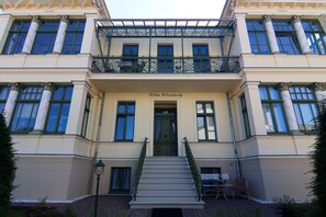 Extérieur maison de vacances [été]