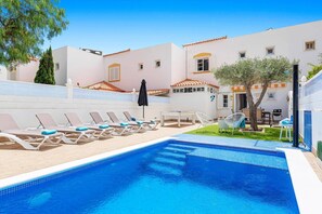Villa Lima image