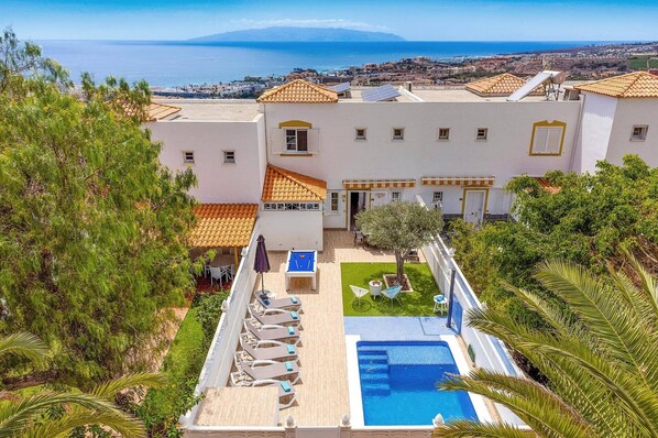 Villa Lima image