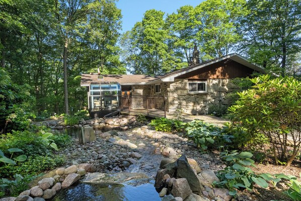 Welcome to Bayview Bliss Bungalow!