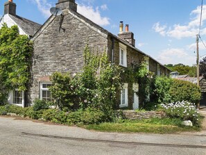 Exterior | Hollyhocks Cottage, Hellandbridge, near Bodmin
