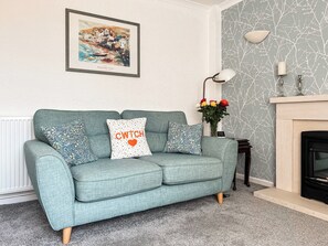 Living room | Cwtch Cottage, Cardiff