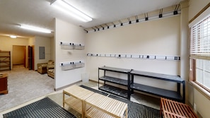 Bed, Bedroom, Furniture, Indoors, Couch
