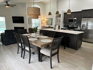 3067BAL - Dining Area.jpeg