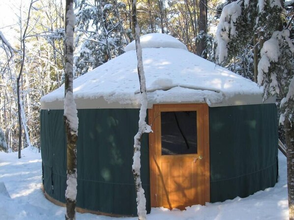 Come nestle into a Maine winter's getaway and warm your soul.