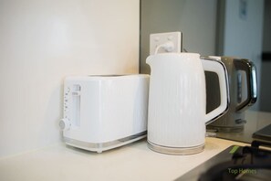 Kaffee und/oder Kaffeemaschine