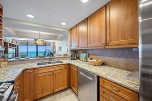Modern open kitchen with a spectacular view!