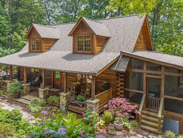 Welcome to Kind Oak Lake House!